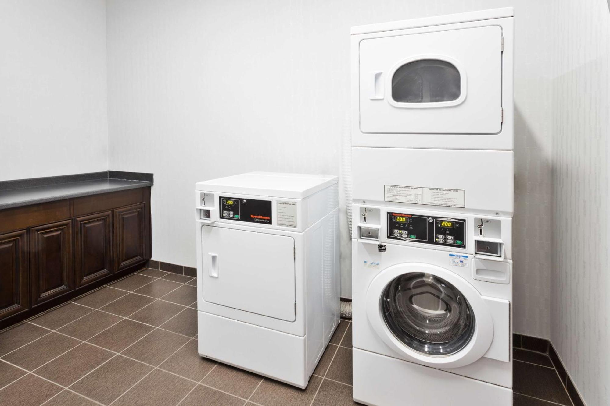 Hampton Inn & Suites Phenix City- Columbus Area Екстериор снимка